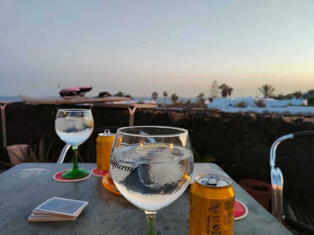 oplus_0